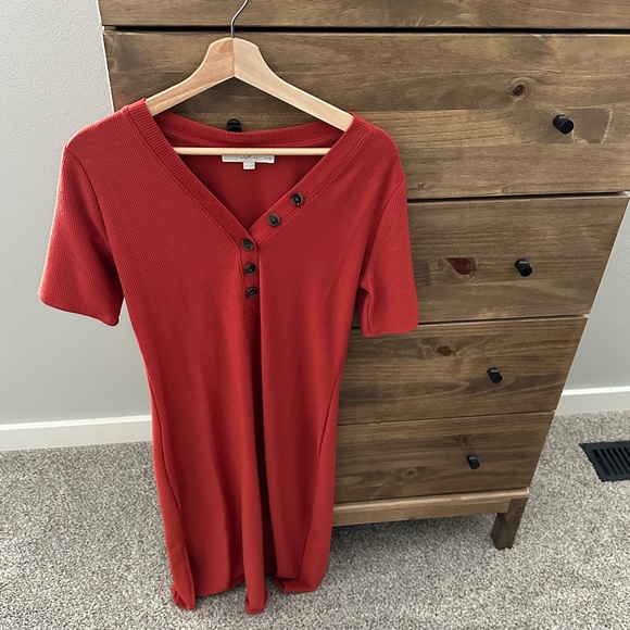 LOFT Dresses & Skirts - Loft Medium Petite Ribbed Midi dress